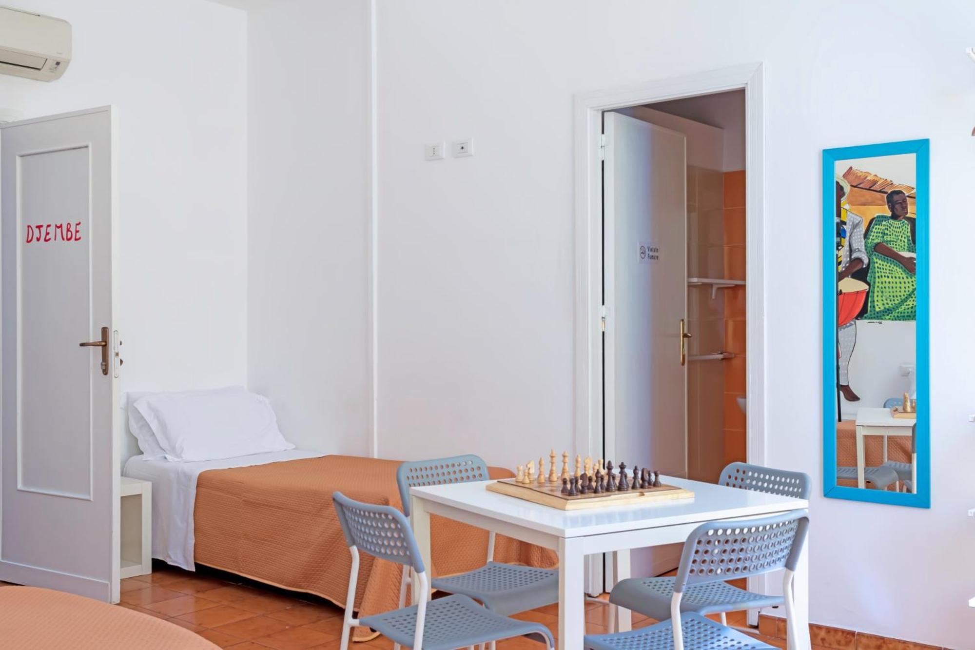 הוסטל פלרמו A Casa Di Amici מראה חיצוני תמונה