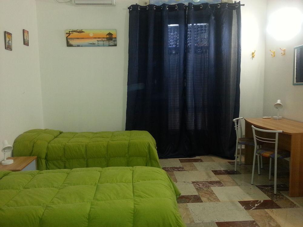 הוסטל פלרמו A Casa Di Amici מראה חיצוני תמונה