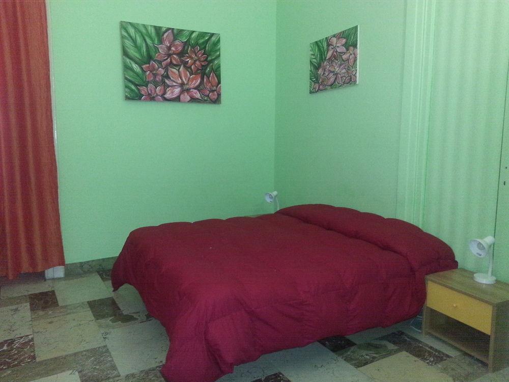 הוסטל פלרמו A Casa Di Amici מראה חיצוני תמונה