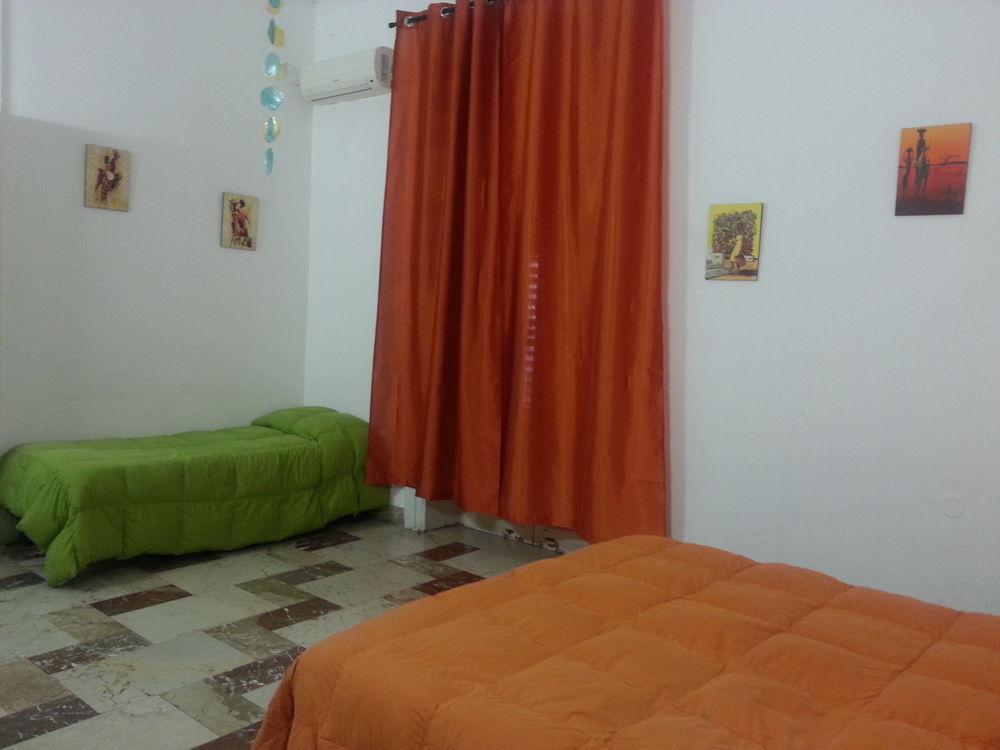 הוסטל פלרמו A Casa Di Amici מראה חיצוני תמונה